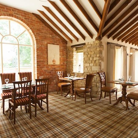 The Woodhouse Arms Hotel Grantham Eksteriør billede
